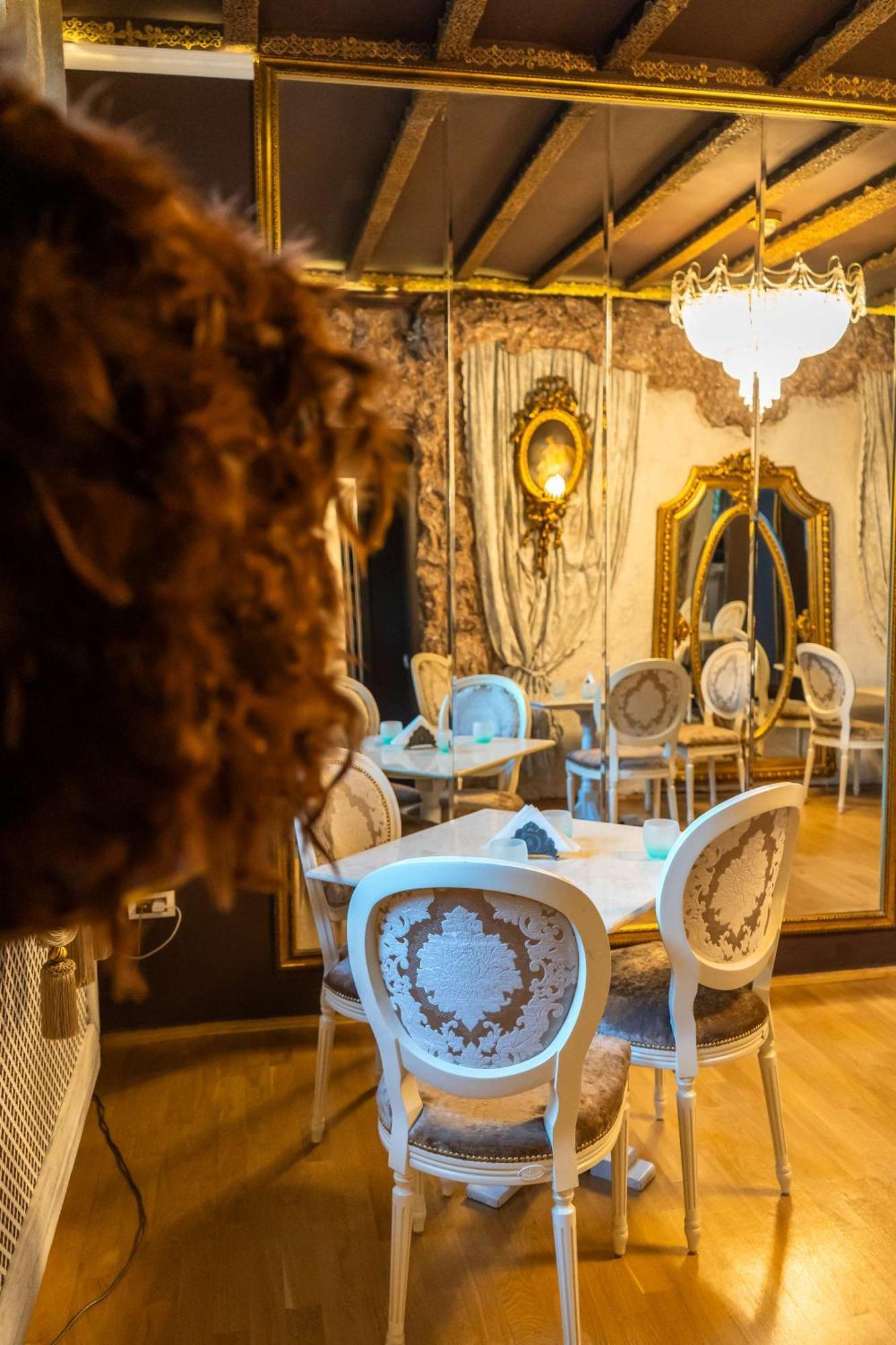 Conacul Coroanei Luxury Boutique Hotel Bukarest Eksteriør billede