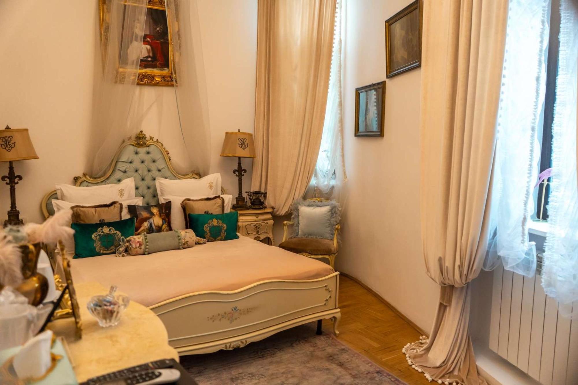 Conacul Coroanei Luxury Boutique Hotel Bukarest Eksteriør billede