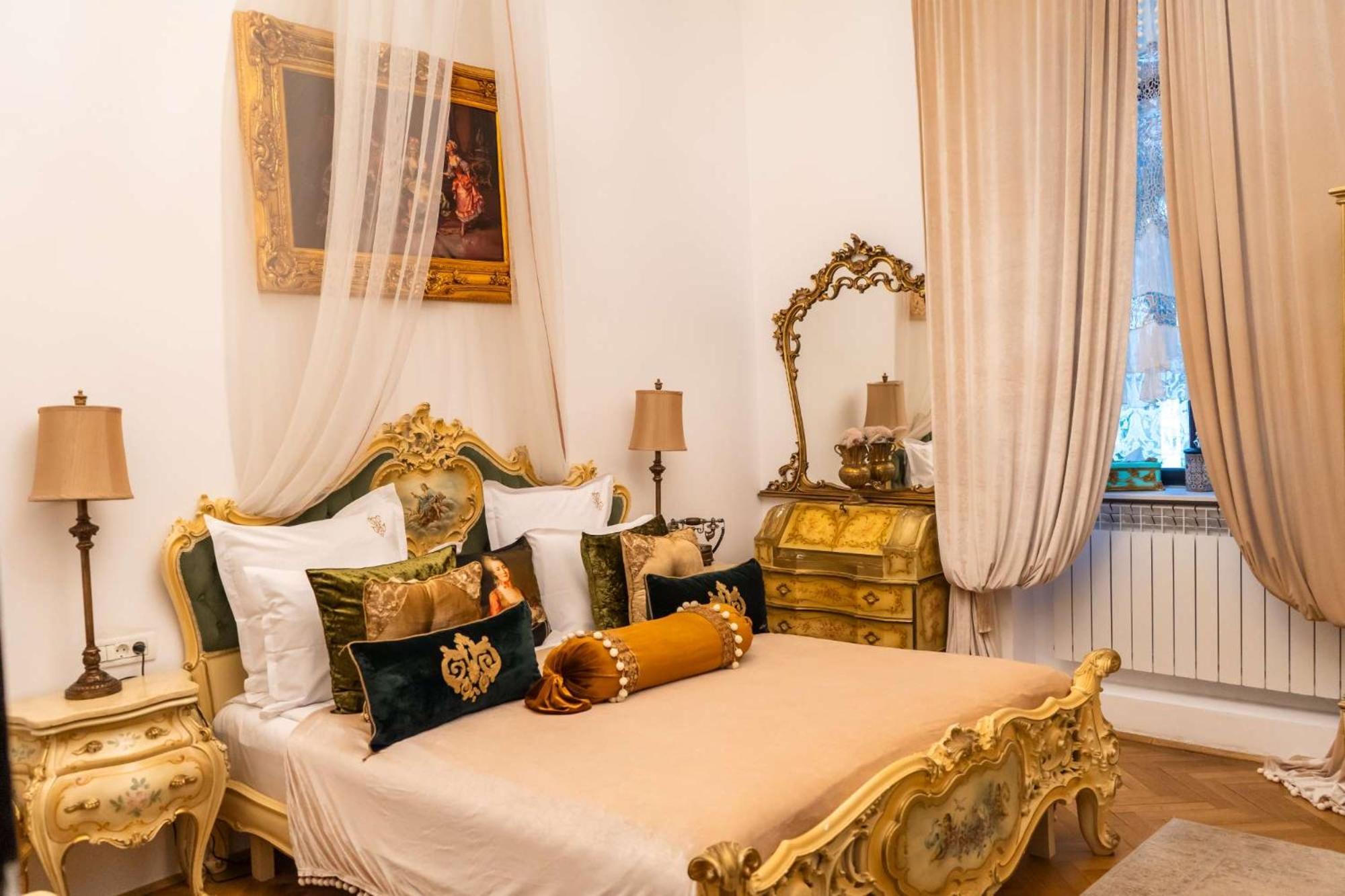 Conacul Coroanei Luxury Boutique Hotel Bukarest Eksteriør billede