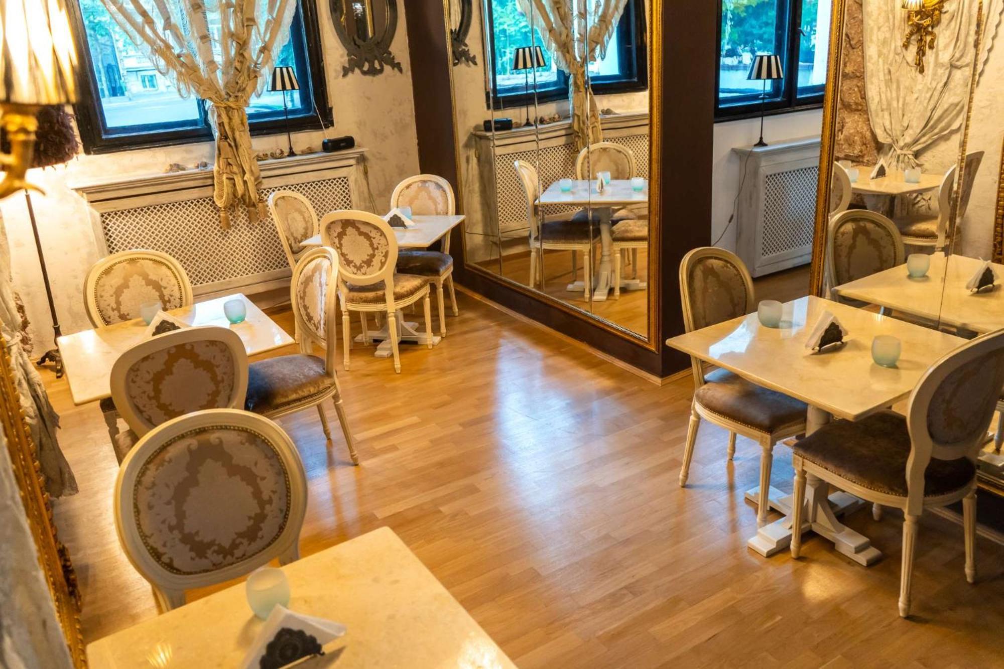 Conacul Coroanei Luxury Boutique Hotel Bukarest Eksteriør billede