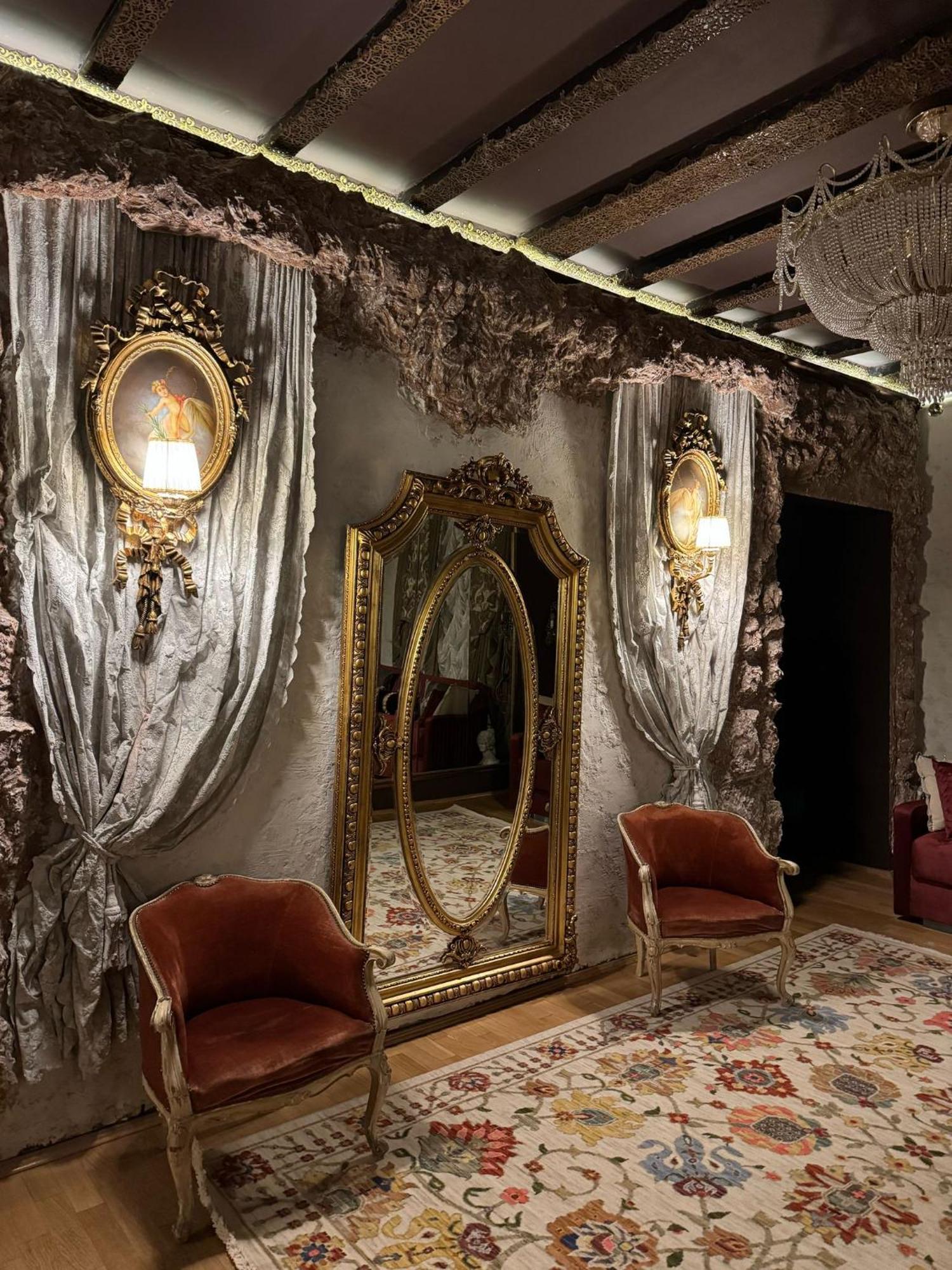 Conacul Coroanei Luxury Boutique Hotel Bukarest Eksteriør billede